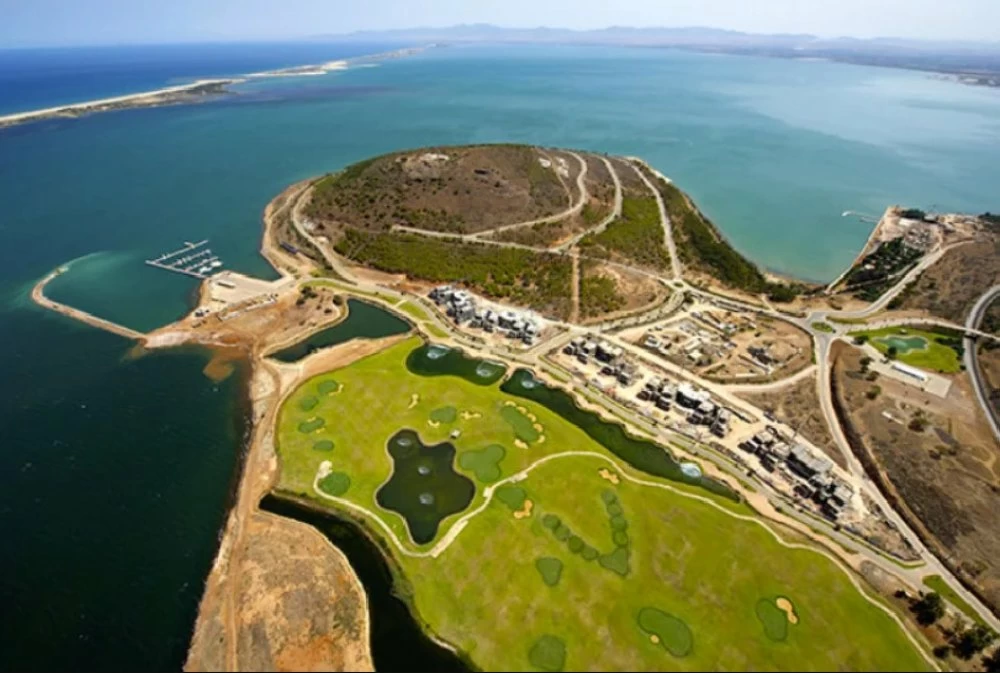 Nouveau Projet Immobilier et Touristique à Atalayoun : Un Investissement de 800 MDH Signé par Marchica Med et HB Holding NV
