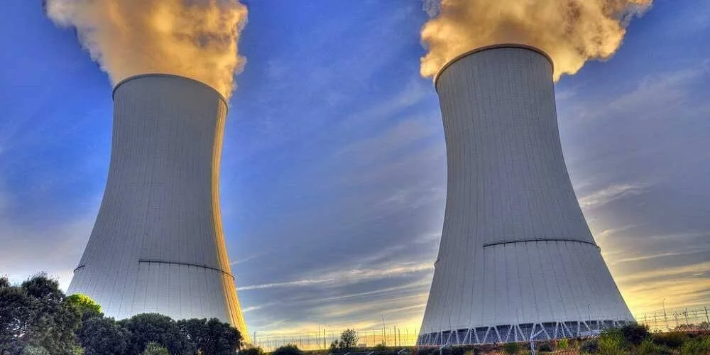 Nucléaire et renouvelables, l’Académie des sciences remet les pendules à l’heure