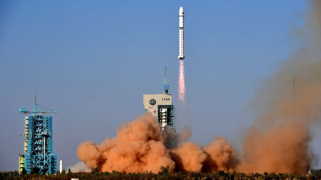 Après avoir endommagé l’ISS, les Russes ont brisé un satellite chinois: « La première collisi