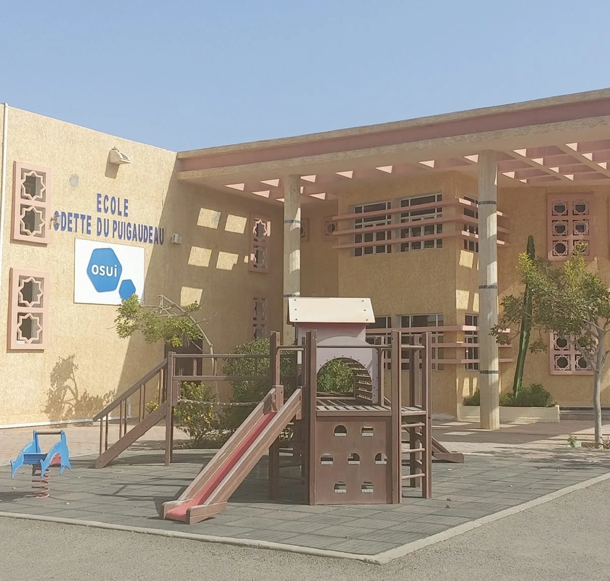 Scandale : L’Agence du Sud finance avec de l’argent public la construction de l’extension du lycée français OSUI de Dakhla