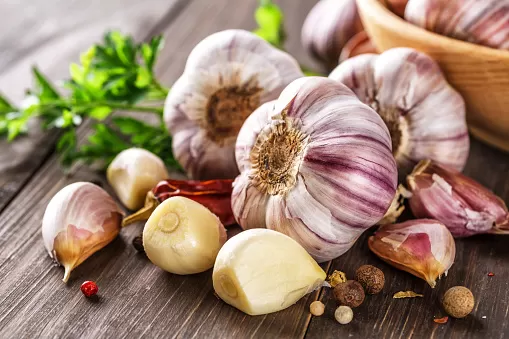 #Santé_Nutrition : Les 5 principaux bienfaits de l'ail pour la santé