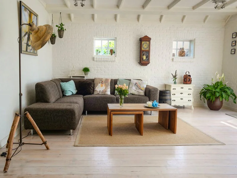 Paris serre la vis sur Airbnb : vers une réglementation stricte des locations de courte durée