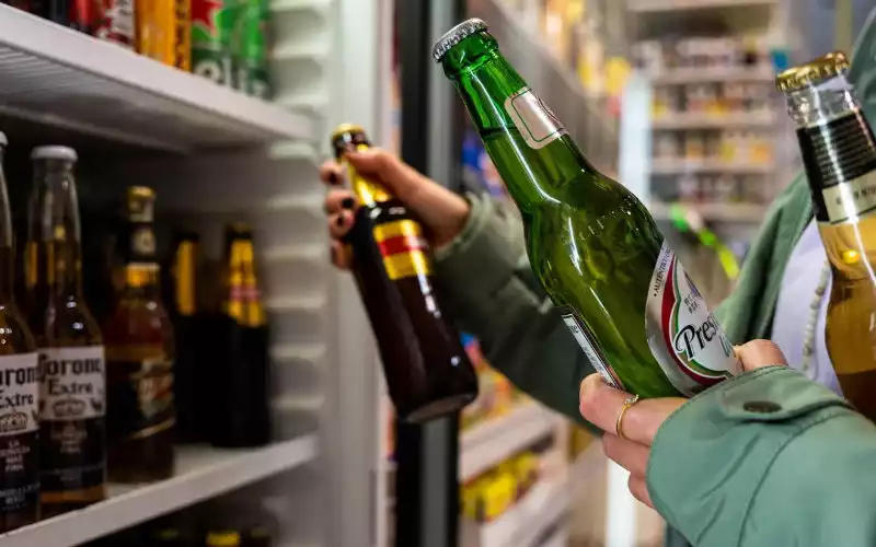 Taxer ou interdire ? Le dilemme marocain sur la consommation d'alcool