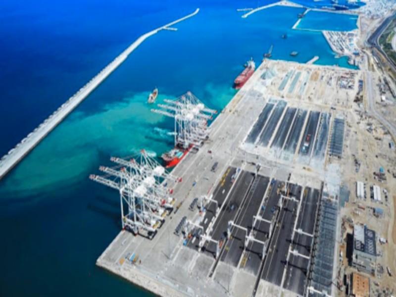 Tanger Med 2. APM Terminals traite un million d’EVP en moins d’un an
