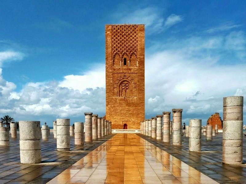 La TOUR HASSAN, monument emblématique et sacré de Rabat