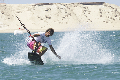 LE KITESURF AU SERVICE DU TOURISME À DAKHLA CAPITALISER SUR LE RUSH DE CE SPORT POUR RENFORCER LA NOTORIÉTÉ DE LA DESTINATION