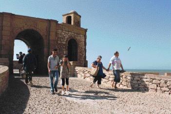 Tourisme  Le Maroc réajuste sa stratégie  Nouveaux revenus pour lONMT accompagnement d