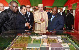 S.M. le Roi et le Président gabonais lancent à Libreville les travaux de construction d'un centre de formation professionnelle dans les métiers du transport et de la logistique 