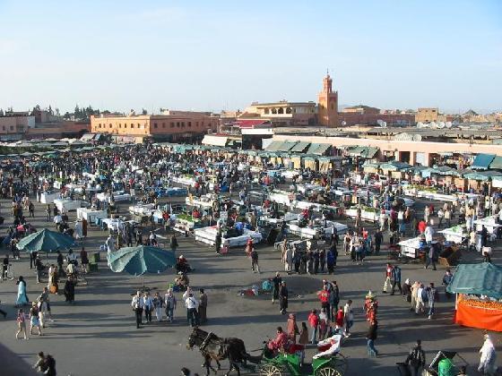 Des milliers de manifestants à Marrakech pour dénoncer vigoureusement le terrorisme