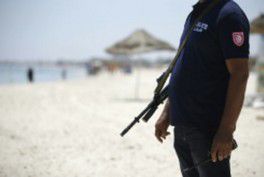 Tunisie révocation de membres des forces de l'ordre notamment pour lien avec le terrorisme