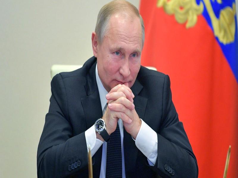 La Russie préfère «maman» : Poutine rejette l'emploi des termes «parent 1» et «parent 2»