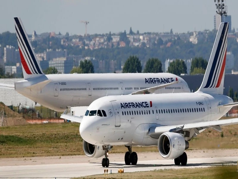 Transport aérien : Air France va quitter Orly en 2026 pour laisser la place à Transavia