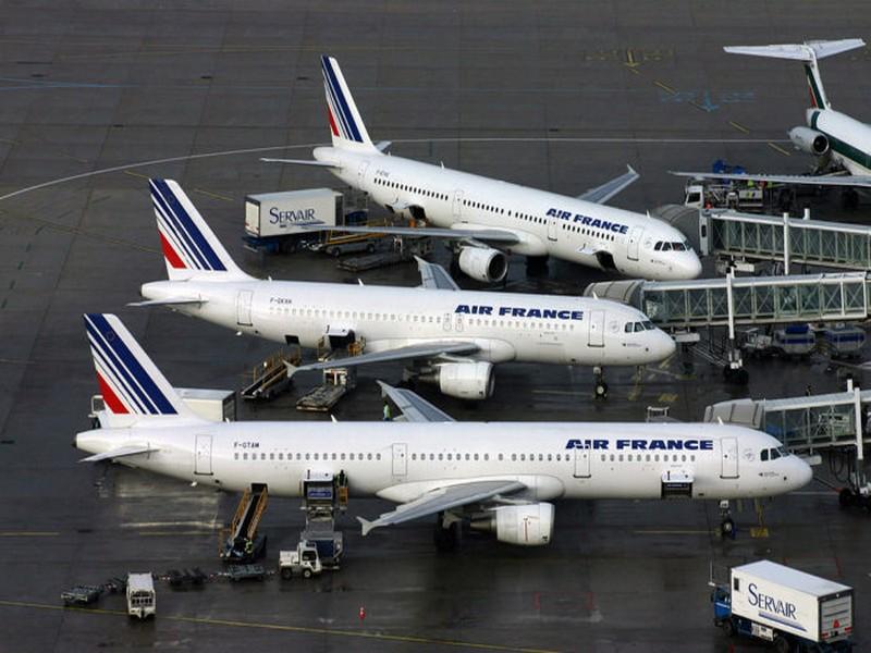 Roissy: un agent de piste refuse de guider un avion d’Air France car piloté par une femme