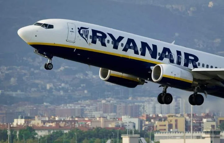 Ryanair annule ses vols vers le Maroc jusqu’en février et critique le gouvernement