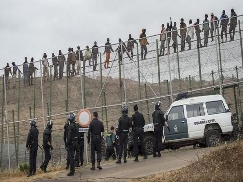 Assaut massif de migrants subsahariens vers Sebta: le Maroc change de ton