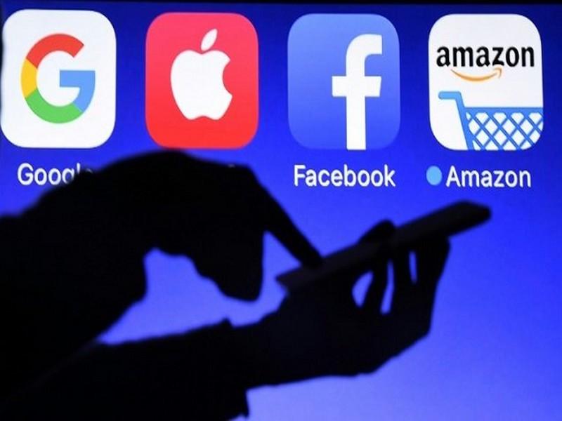 Médias numériques: La France taxera les GAFA dès 2019