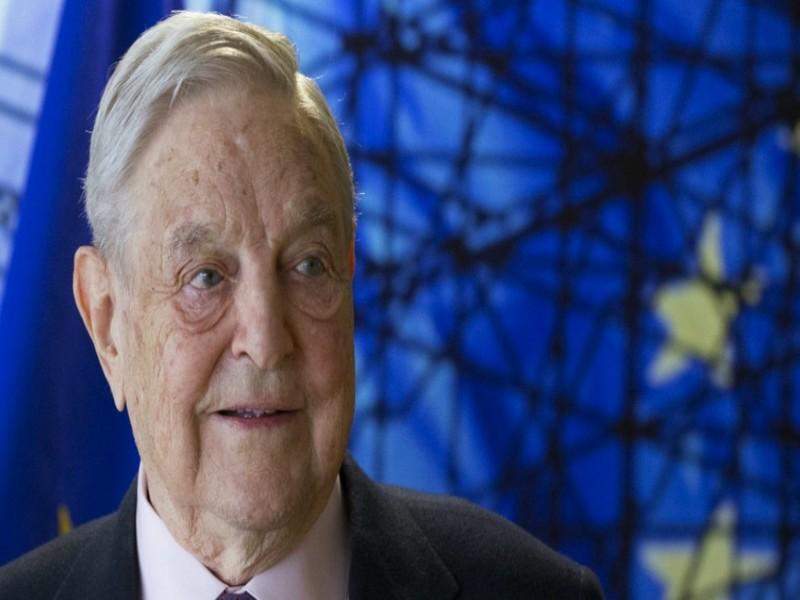 Qui est George Soros, le milliardaire détesté par la fachosphère?