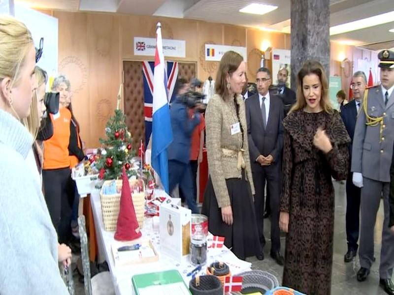 Lalla Meryem préside l’inauguration du Bazar international de Bienfaisance