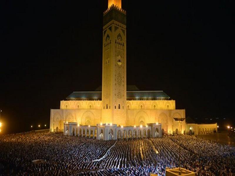 Ramadan: la mosquée Hassan II accueille plus de 30.000 fidèles par jour