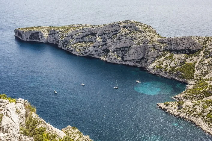 Tourisme : Victimes de surfréquentation, ces sites français limitent désormais leur accès