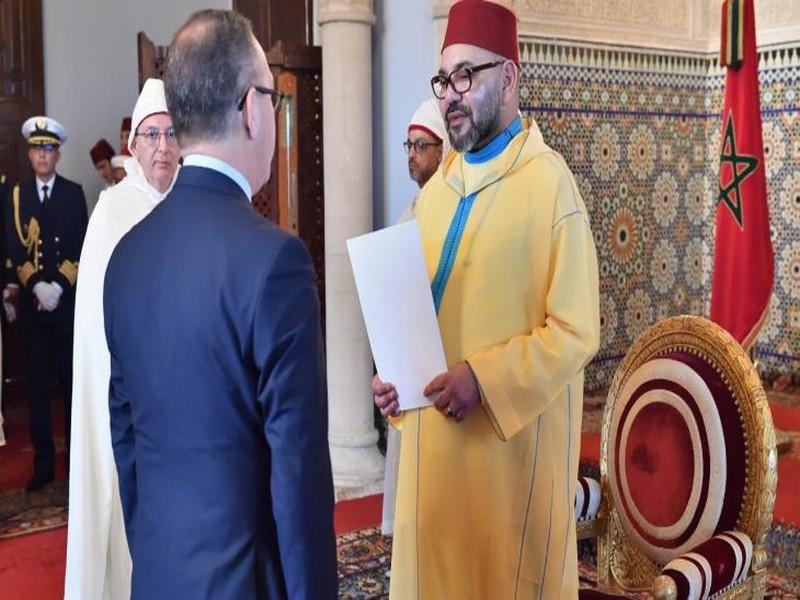 Le Roi Mohammed VI reçoit les nouveaux ambassadeurs