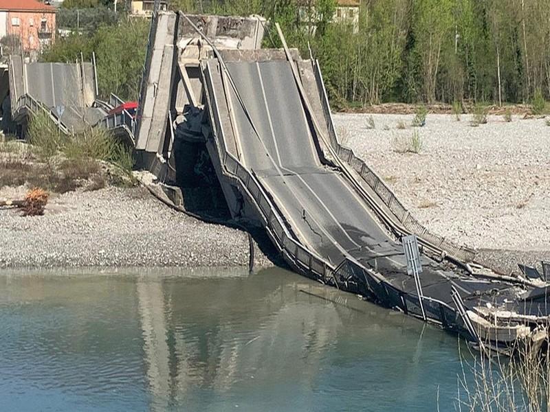 Italie : un nouveau pont routier s'effondre entre Gênes et Florence