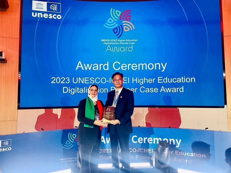 L’Université Cadi Ayyad remporte le prix international de l’UNESCO-ICHEI 