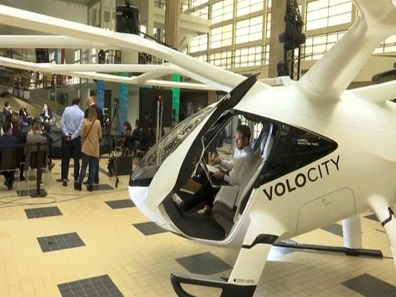Un futur taxi volant électrique en démonstration à Paris