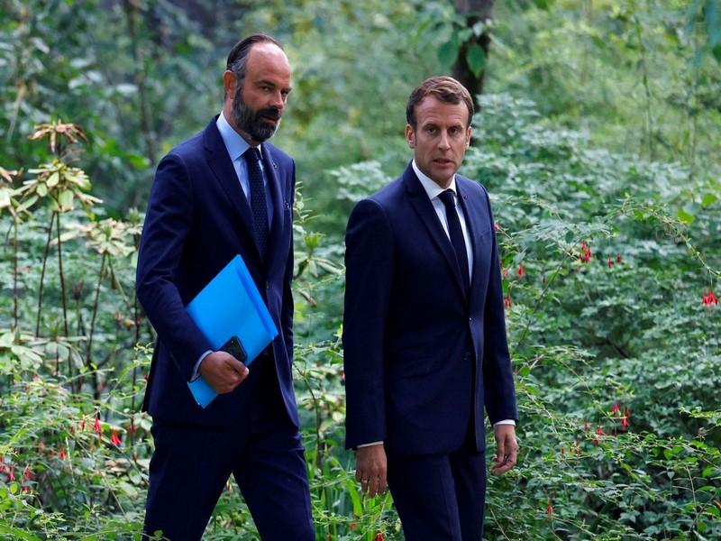 Remaniement : Emmanuel Macron se sépare d'Édouard Philippe