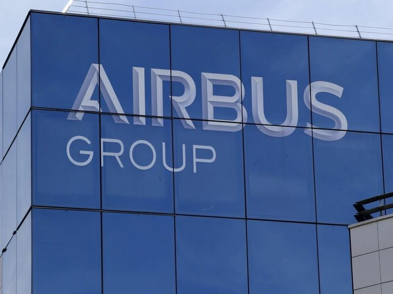 Trop d'affaires en soute, le gouvernement exige d'Airbus «la transparence»