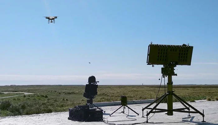 Armement: Un système anti-drone Israélien pour les FAR