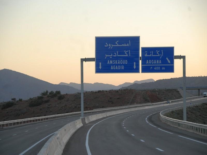 Maroc: dix personnes mortes brûlées et 22 autres blessées dans un accident de la route près d'Agadir