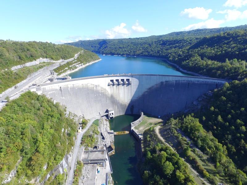 Jura : le barrage de Vouglans 