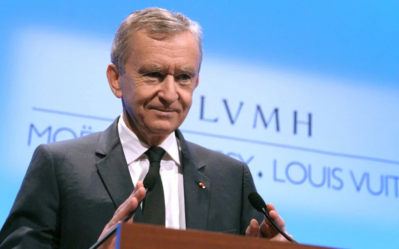 La fortune de Bernard Arnault dépasse le PIB du Maroc 