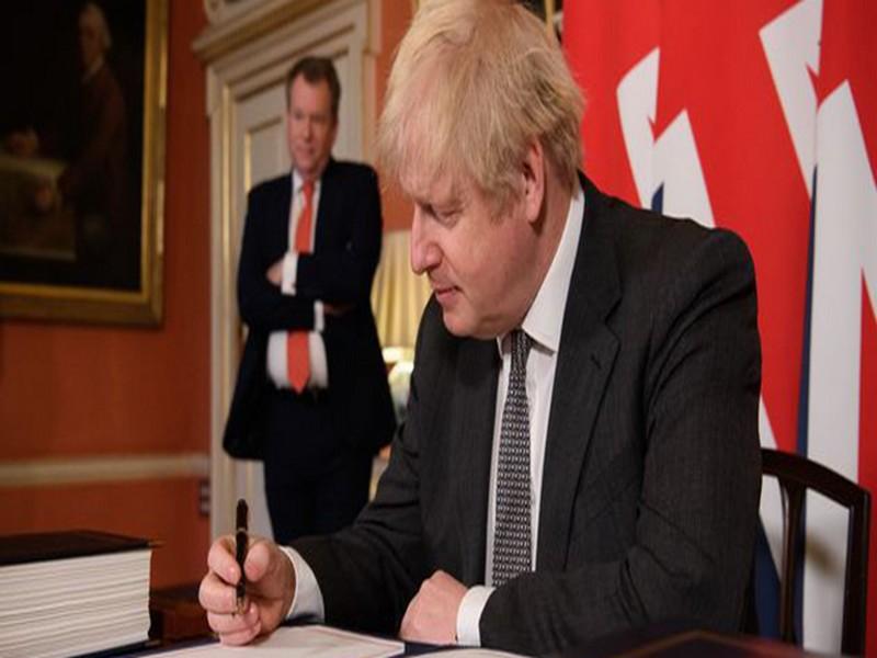 #BORIS_JOHNSON_SIGNE_POST_BREXIT:L'accord de commerce et de coopération post-Brexit conclu avec l'Union européenne (UE), va être appliqué à titre provisoire à compter du 1er janvier.