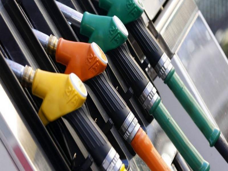 Carburants: plus de transparence sur les prix