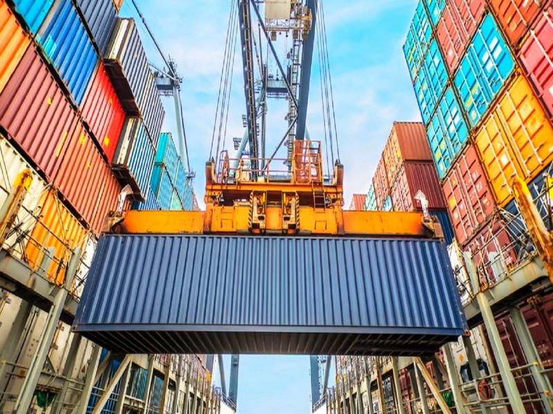 Commerce extérieur: la bonne tenue des exportations ne soulage pas le déficit