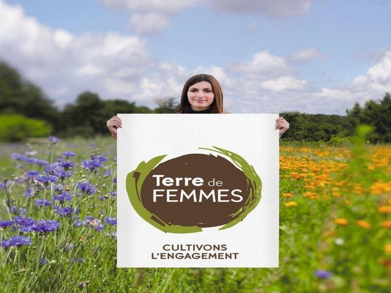 Le prix Terre de Femmes décerné à trois lauréates pour leur engagement en faveur de la protection de l'environnement