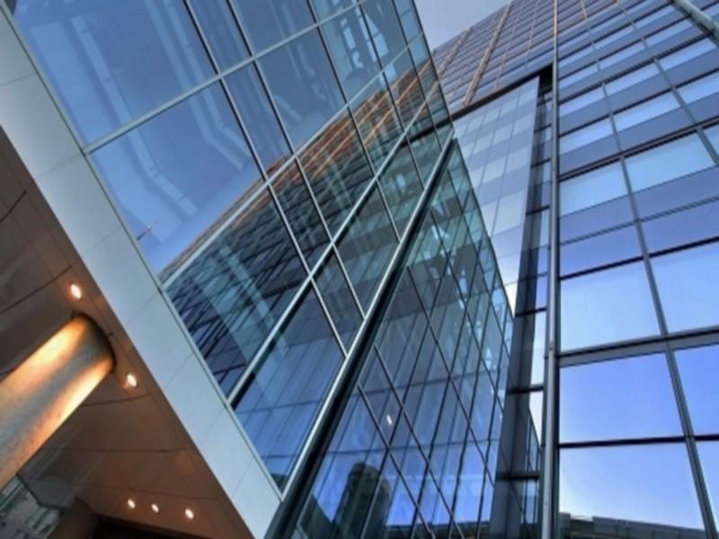 La majorité des stocks d'immobilier professionnel est hors norme