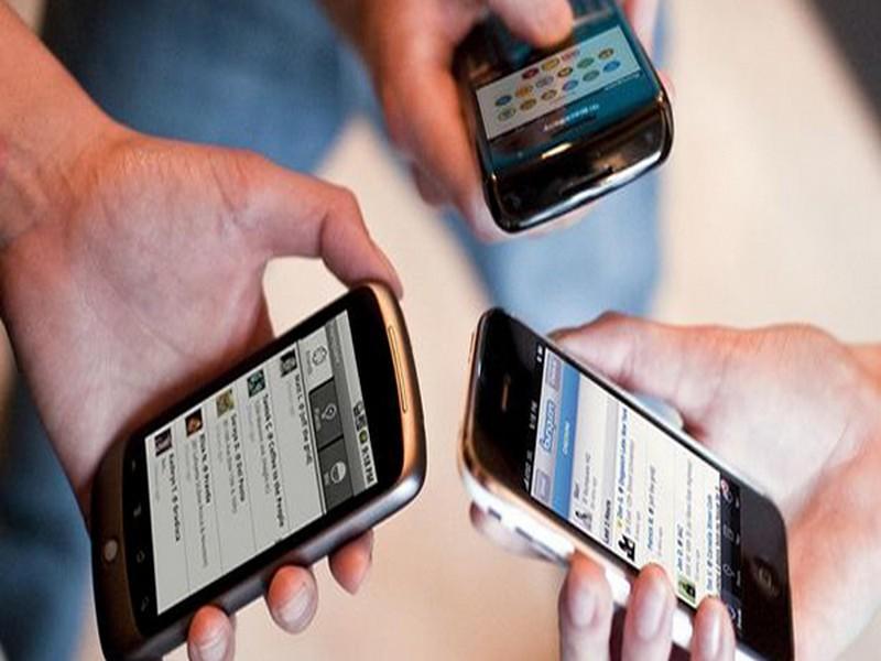 Internet mobile : Les revenus explosent