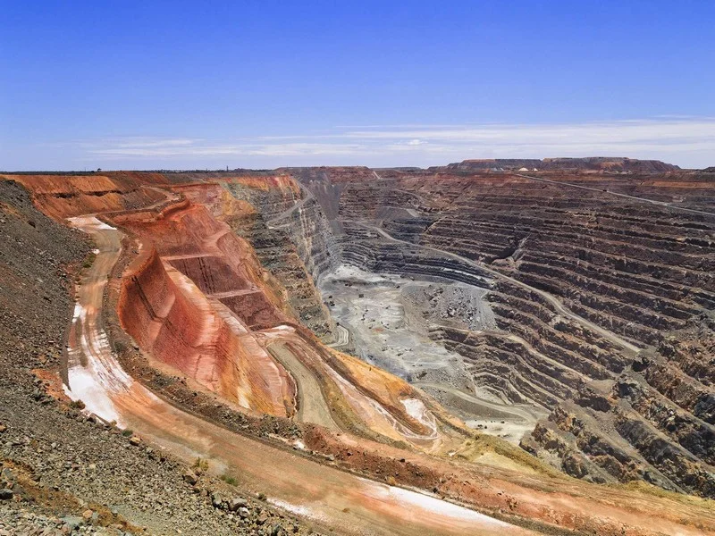 Vers une extraction massive de l'or présent dans les entrailles de la Terre