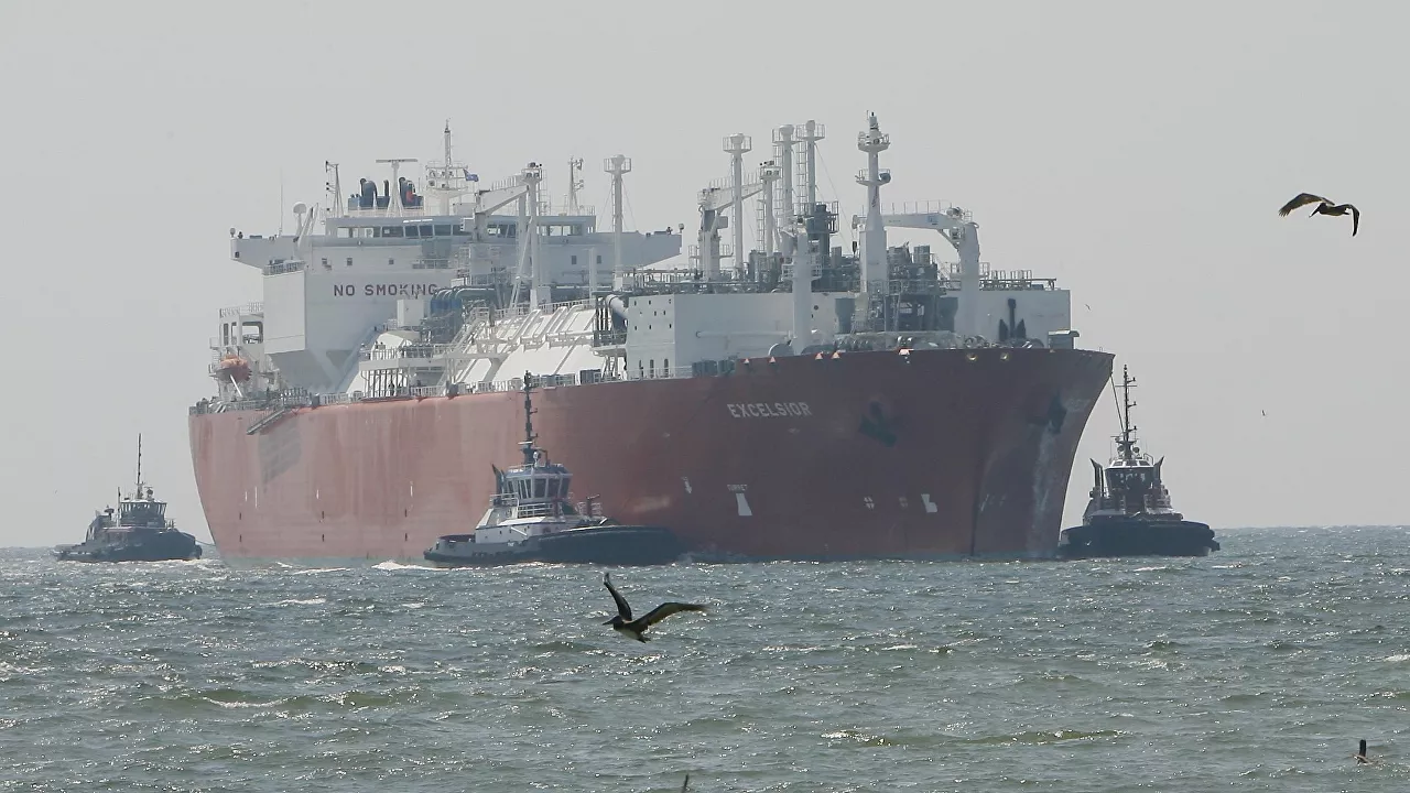 Des navires-citernes transportant du GNL vers l’Asie changent de cap et se dirigent vers l’Europe