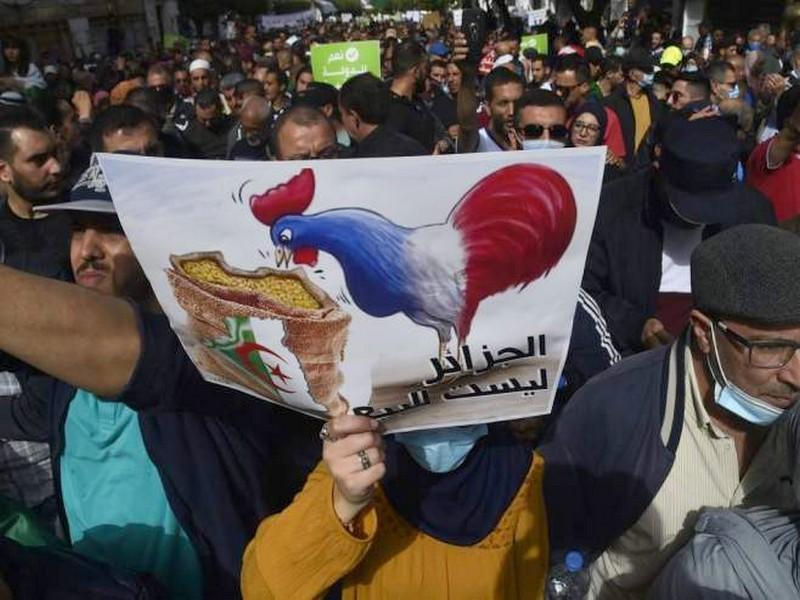 Alger accuse Paris de “provocation” sur le dossier du Sahara, alors que la crise s’amplifie entre les deux pays