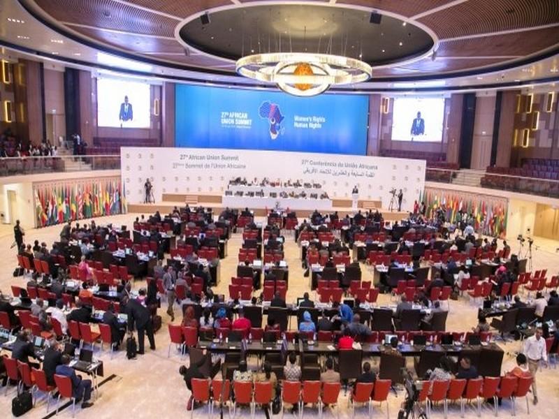 Le Roi Mohammed VI déclenche le processus de retour du Maroc à l'UA