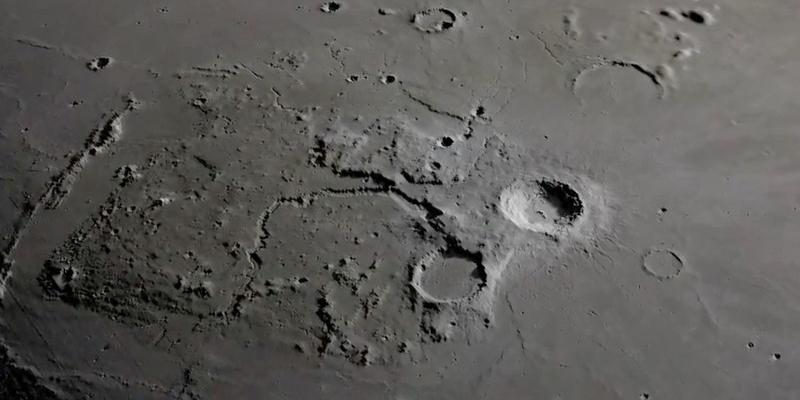 Découverte d’un nouveau type de roche sur la lune