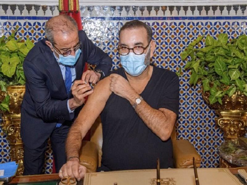 #MAROC_VACCINATION_ROOI_MAROC: Le Roi Mohammed VI reçoit la première dose du vaccin contre la Covid-19