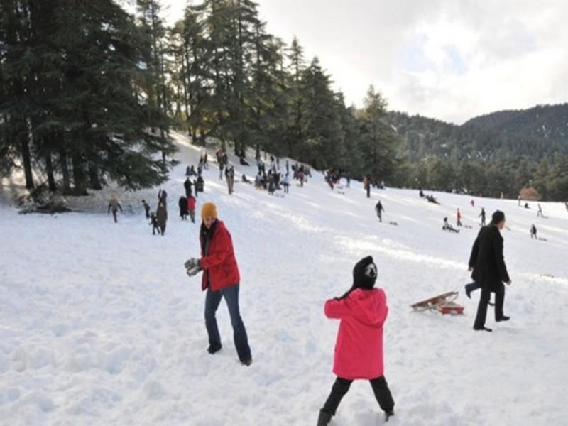 Maroc: persistance des chutes importantes de neige et du temps froid du mardi au mercredi