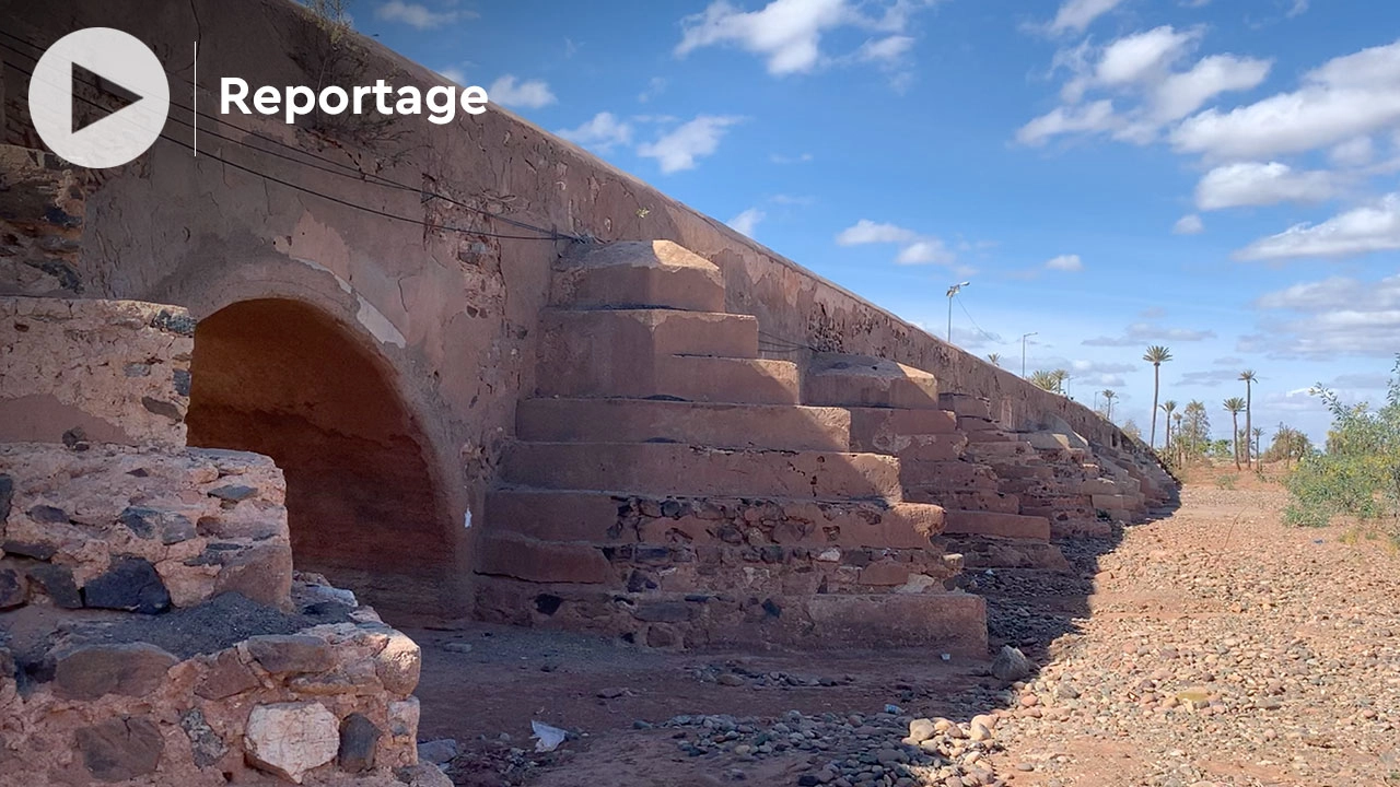 Marrakech: à cause des véhicules qui y roulent, un pont historique en grand danger... L'effondrement est-il inéluctable?