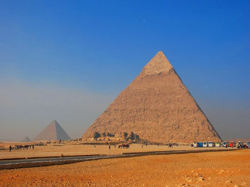 Pourquoi a-t-on construit les pyramides d'Égypte ? 