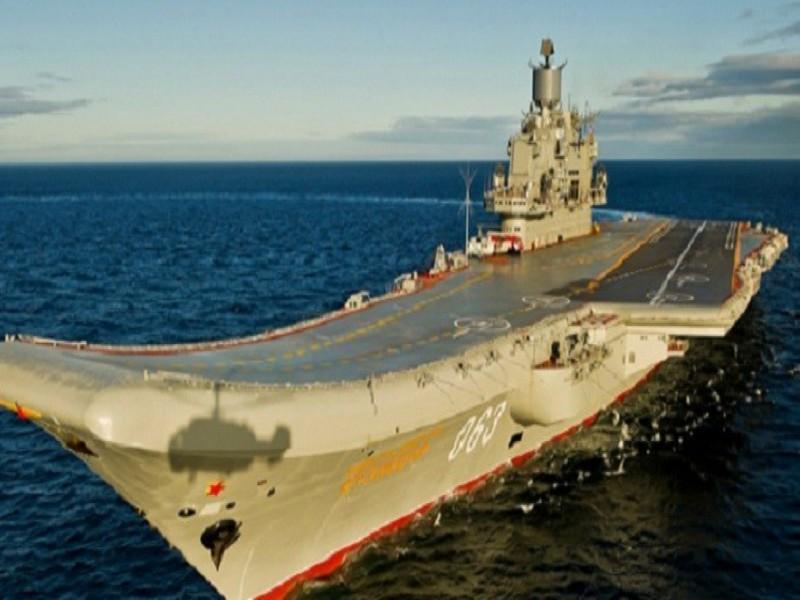 Un porte-avions russe va traverser la Manche : panique à bord du côté de Londres